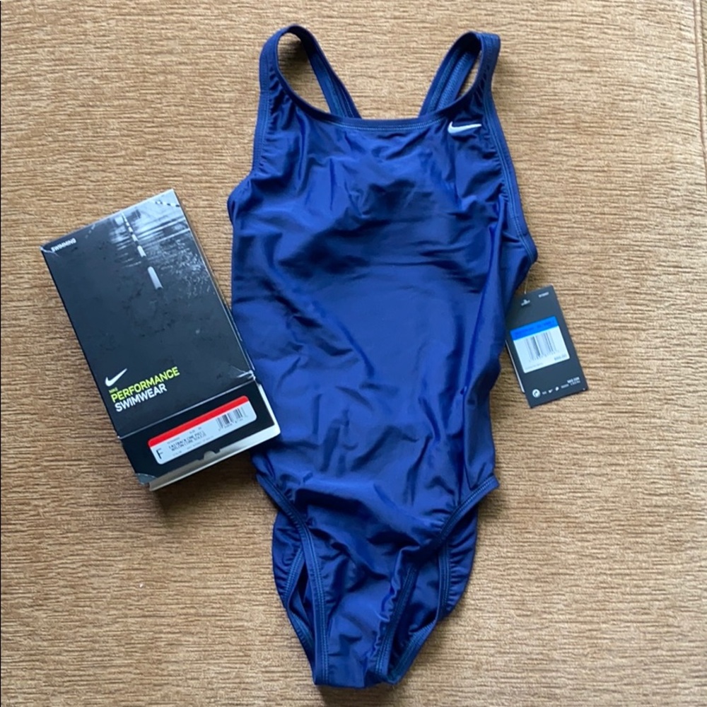Women’s Nike Fastback Swim Suit